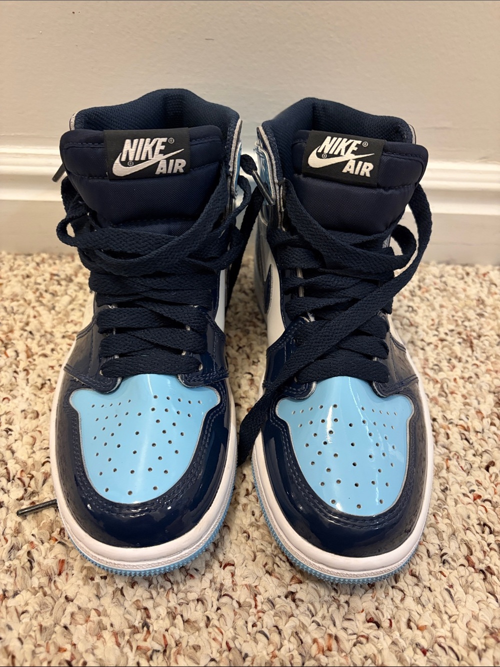 Nike Women's Air Jordan 1 Retro High OG 'Blue Chill' - Picture 10 of 13